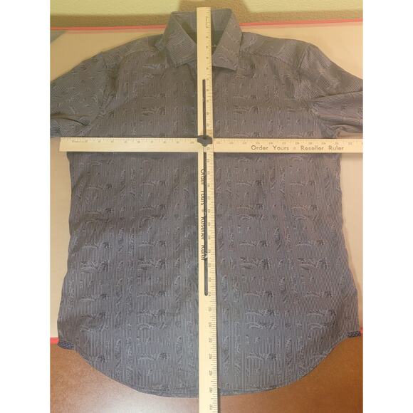 Robert Graham Men’s M Gray Geo Modern Americana Flip Cuff Shirt EUC - Picture 7 of 10